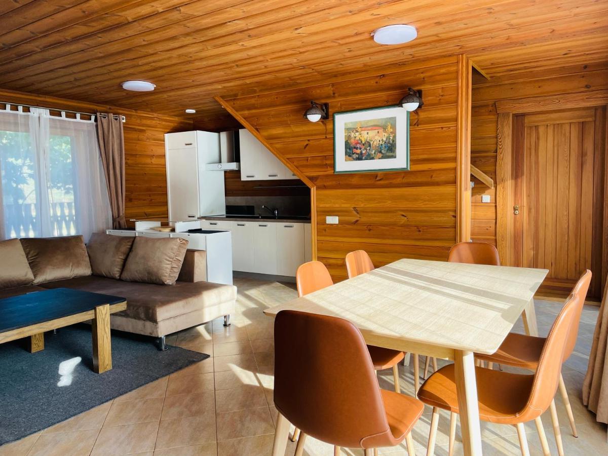 Apartamento Salkoni Pape Exterior foto